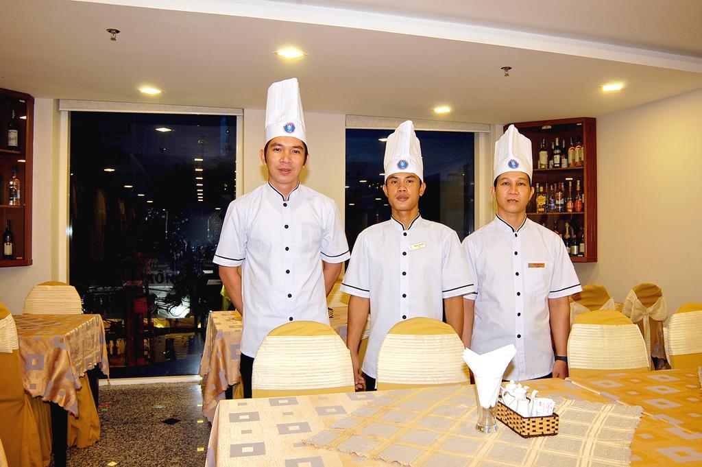 Nam Hung Hotel Nha Trang Bagian luar foto