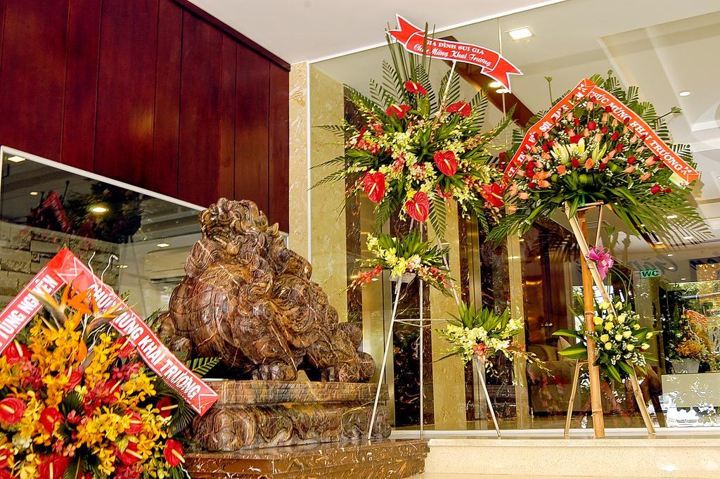 Nam Hung Hotel Nha Trang Bagian luar foto