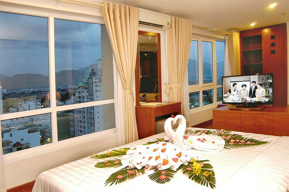 Nam Hung Hotel Nha Trang Bagian luar foto