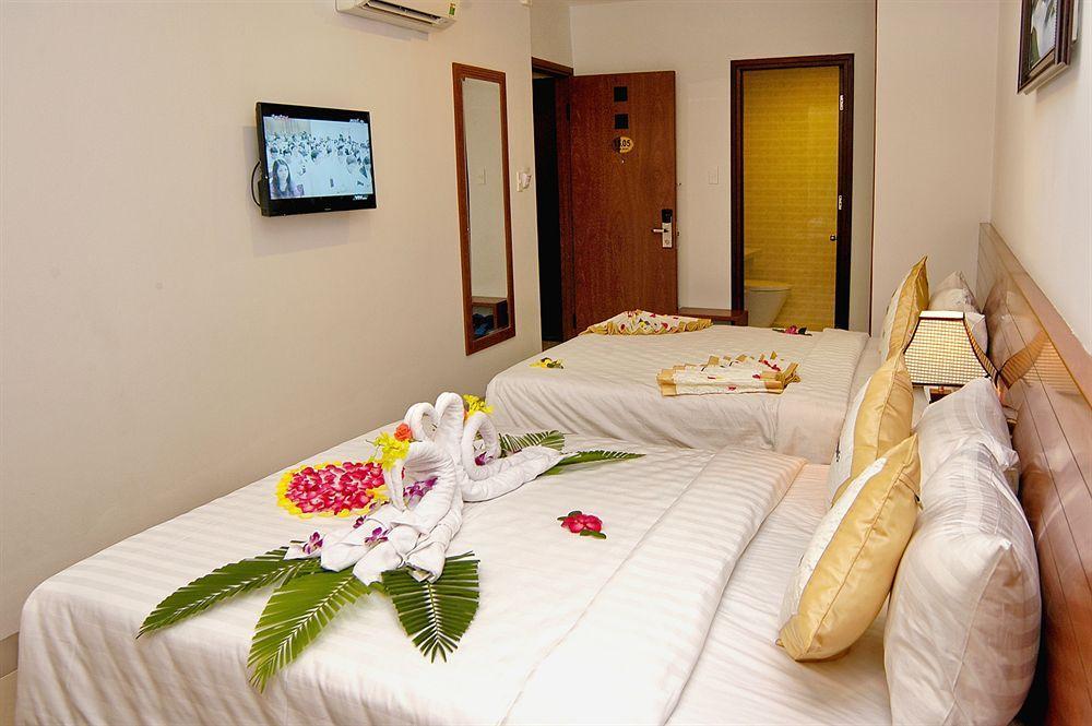 Nam Hung Hotel Nha Trang Bagian luar foto