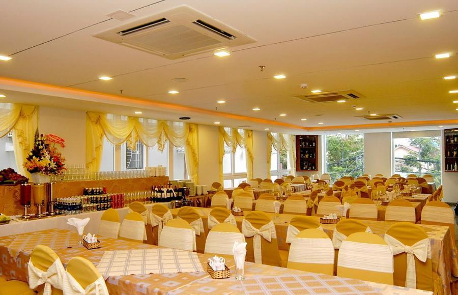 Nam Hung Hotel Nha Trang Bagian luar foto