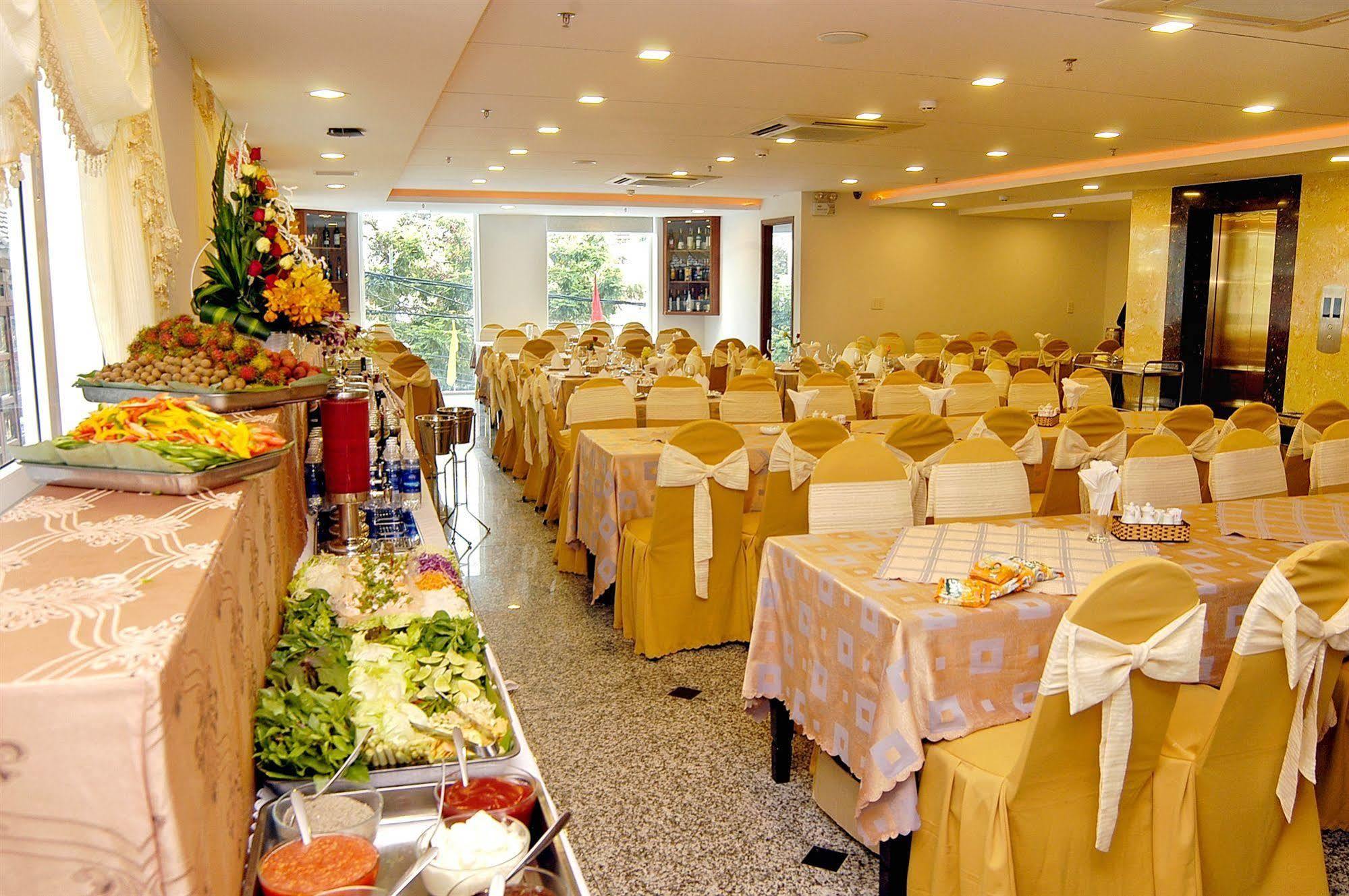 Nam Hung Hotel Nha Trang Bagian luar foto
