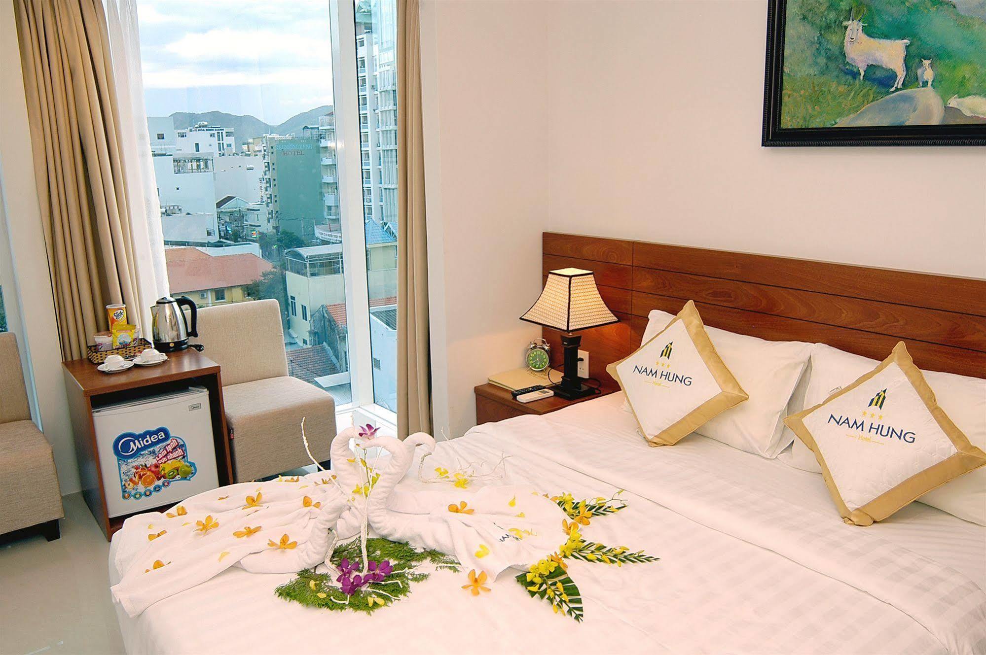 Nam Hung Hotel Nha Trang Bagian luar foto