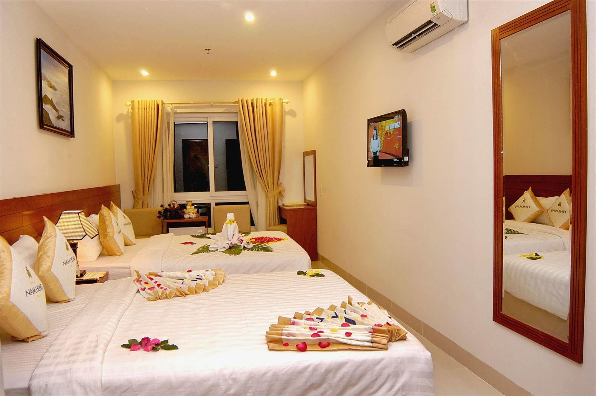 Nam Hung Hotel Nha Trang Bagian luar foto