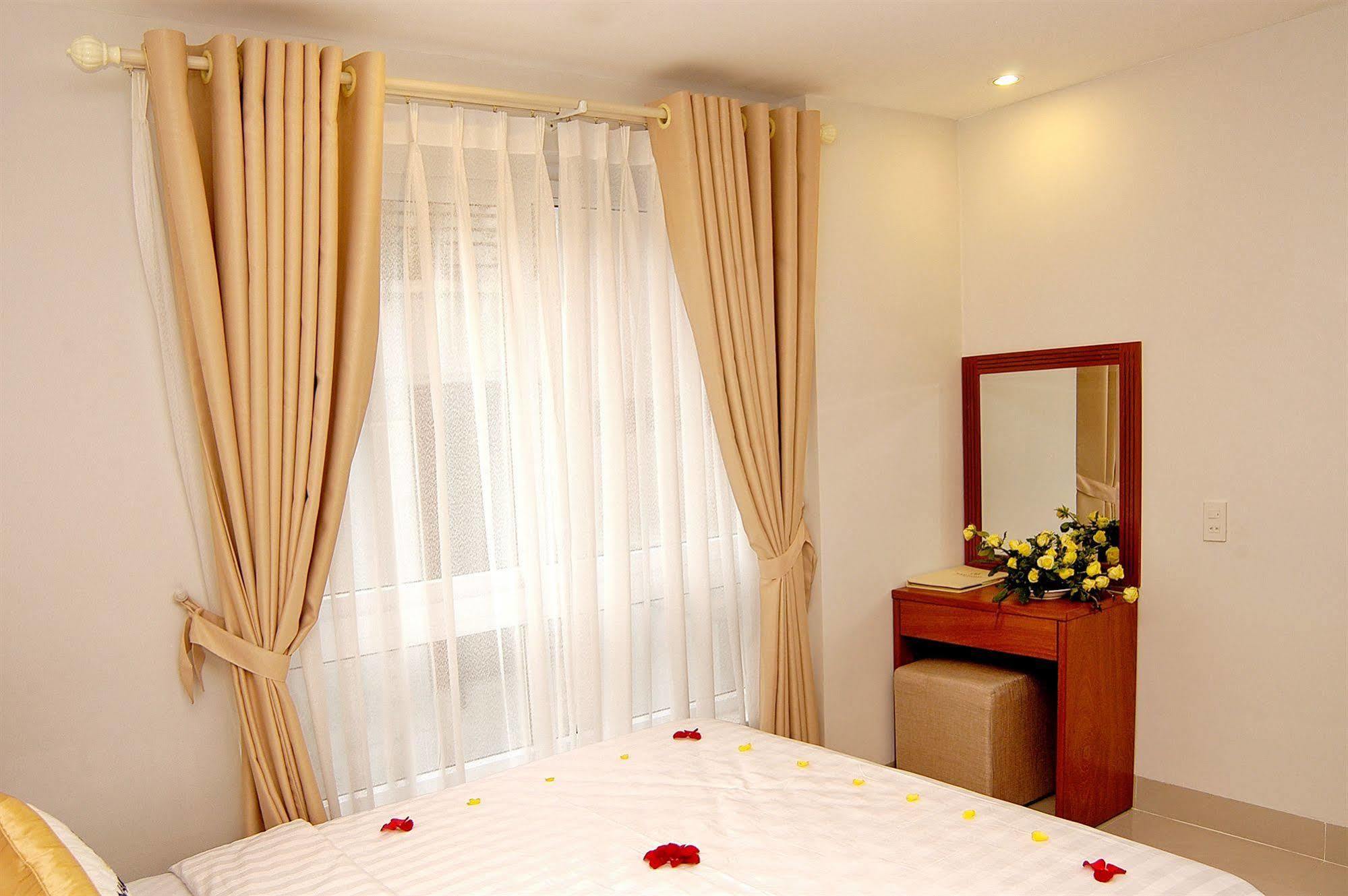 Nam Hung Hotel Nha Trang Bagian luar foto